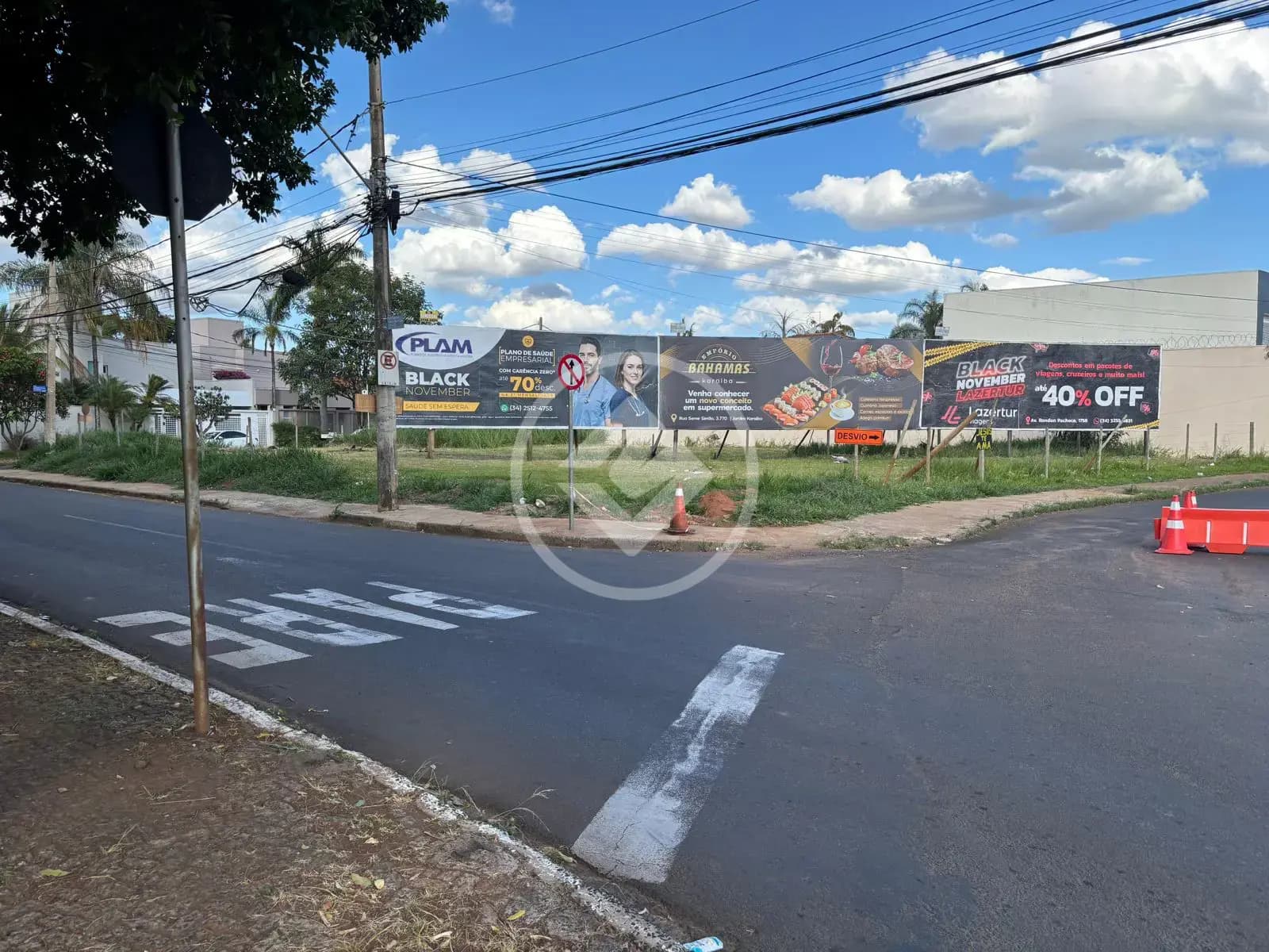 Terreno Comercial no Jardim Karaíba, Uberlândia — foto 3 de 4
