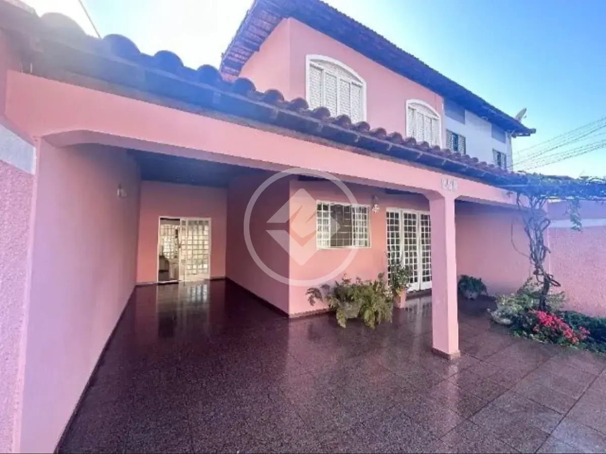 Sobrado Nossa Senhora das Graças, Uberlândia - MG — foto 1