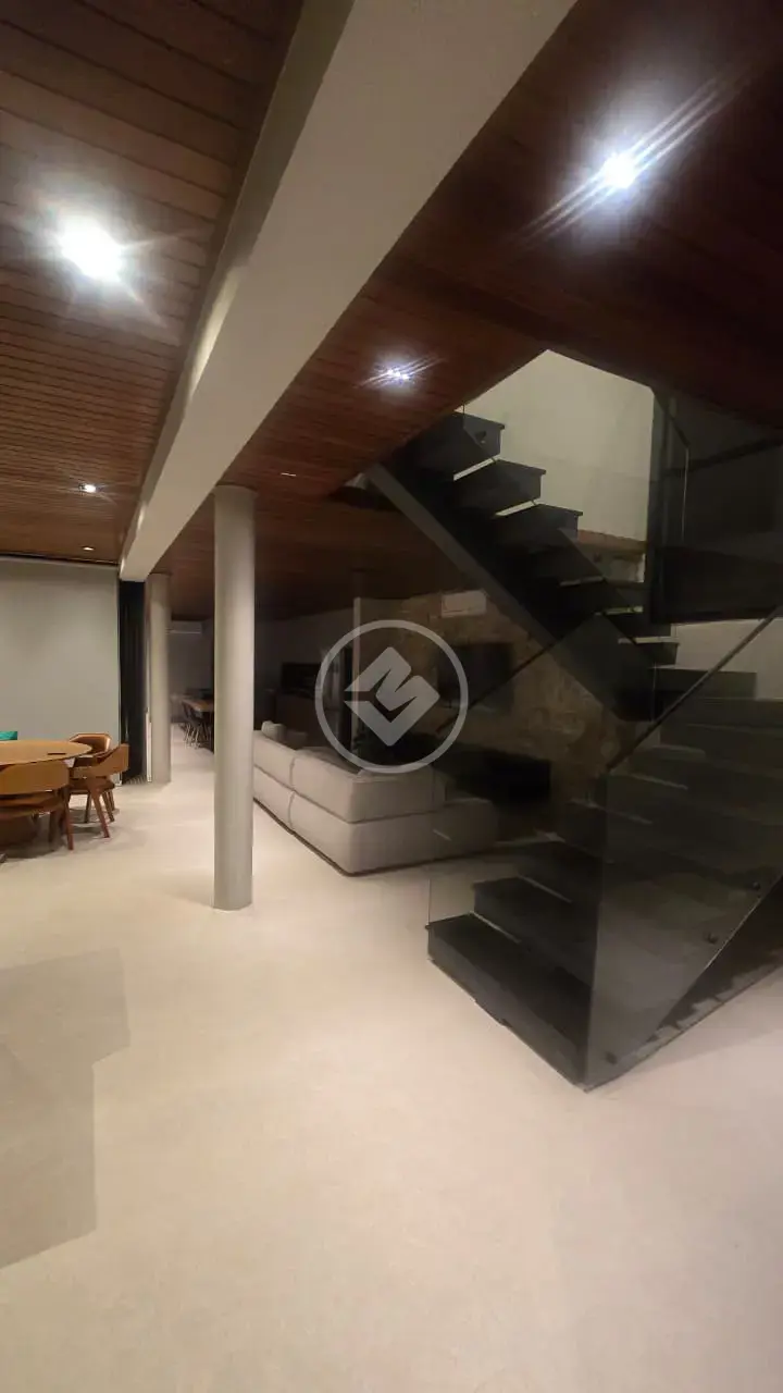 Sobrado Em Condomínio 4 quartos no Gávea, Uberlândia — foto 3 de 6