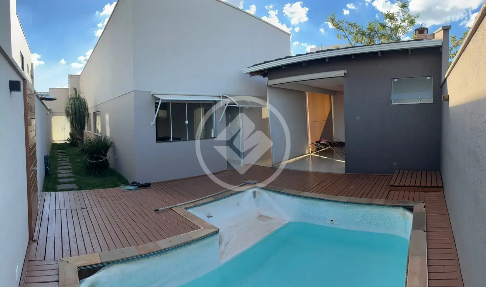 Casa Condomínio Laranjeiras, Uberlândia - MG — foto 1