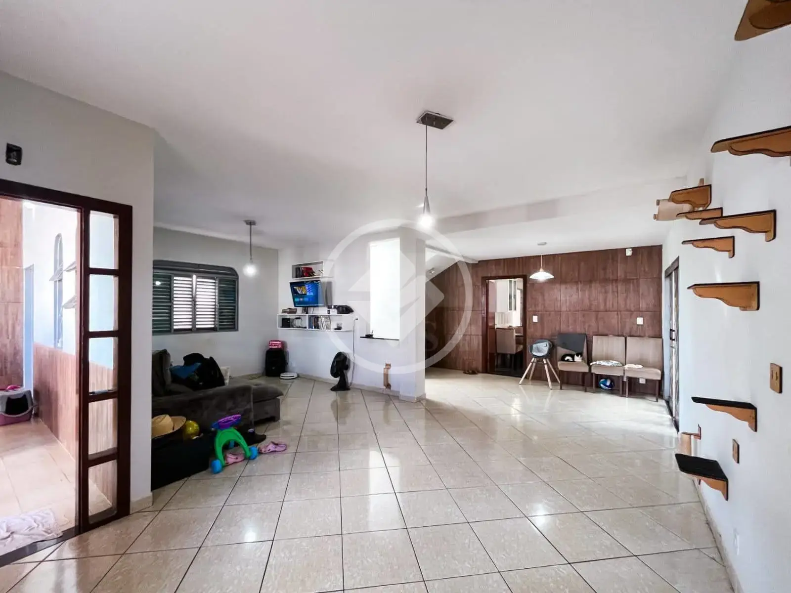 Sobrado Santa Rosa, Uberlândia - MG — foto 1