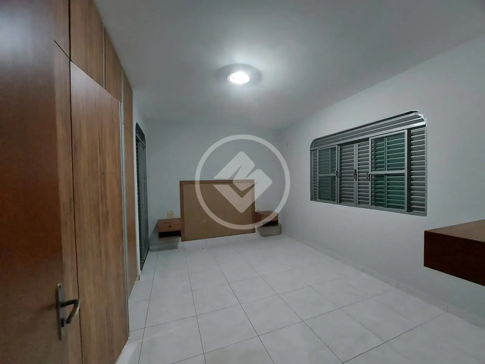 Sobrado 3 quartos no Santa Rosa, Uberlândia — foto 4 de 6