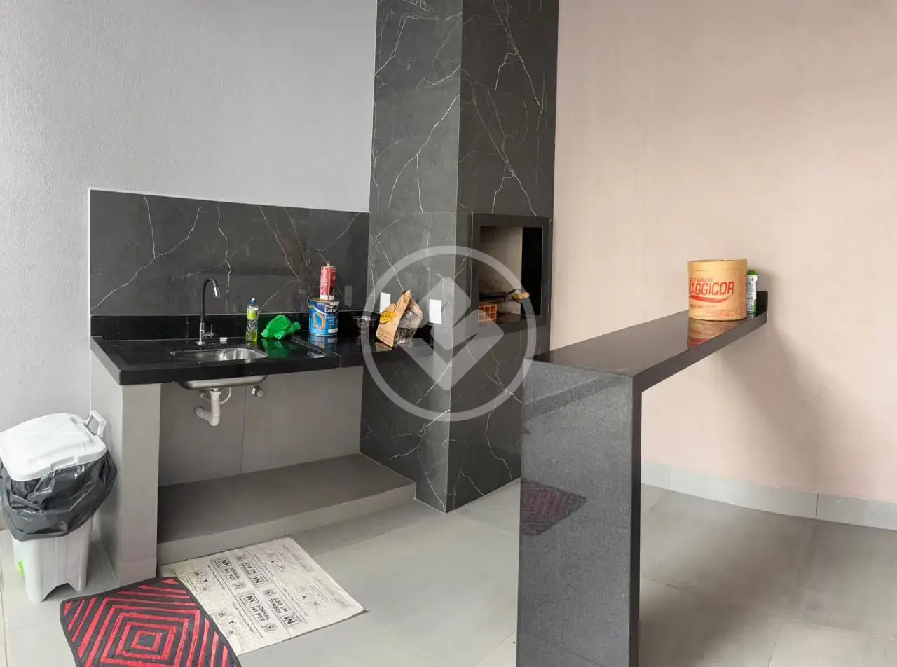 Casa 3 quartos no Santa Mônica, Uberlândia — foto 3 de 6