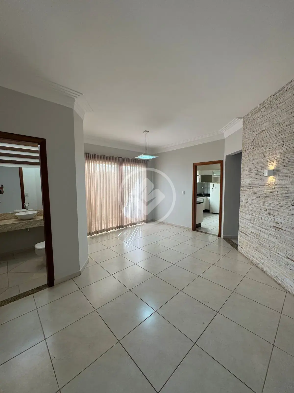 Casa Condomínio 3 quartos no Jardim Inconfidência, Uberlândia — foto 5 de 6
