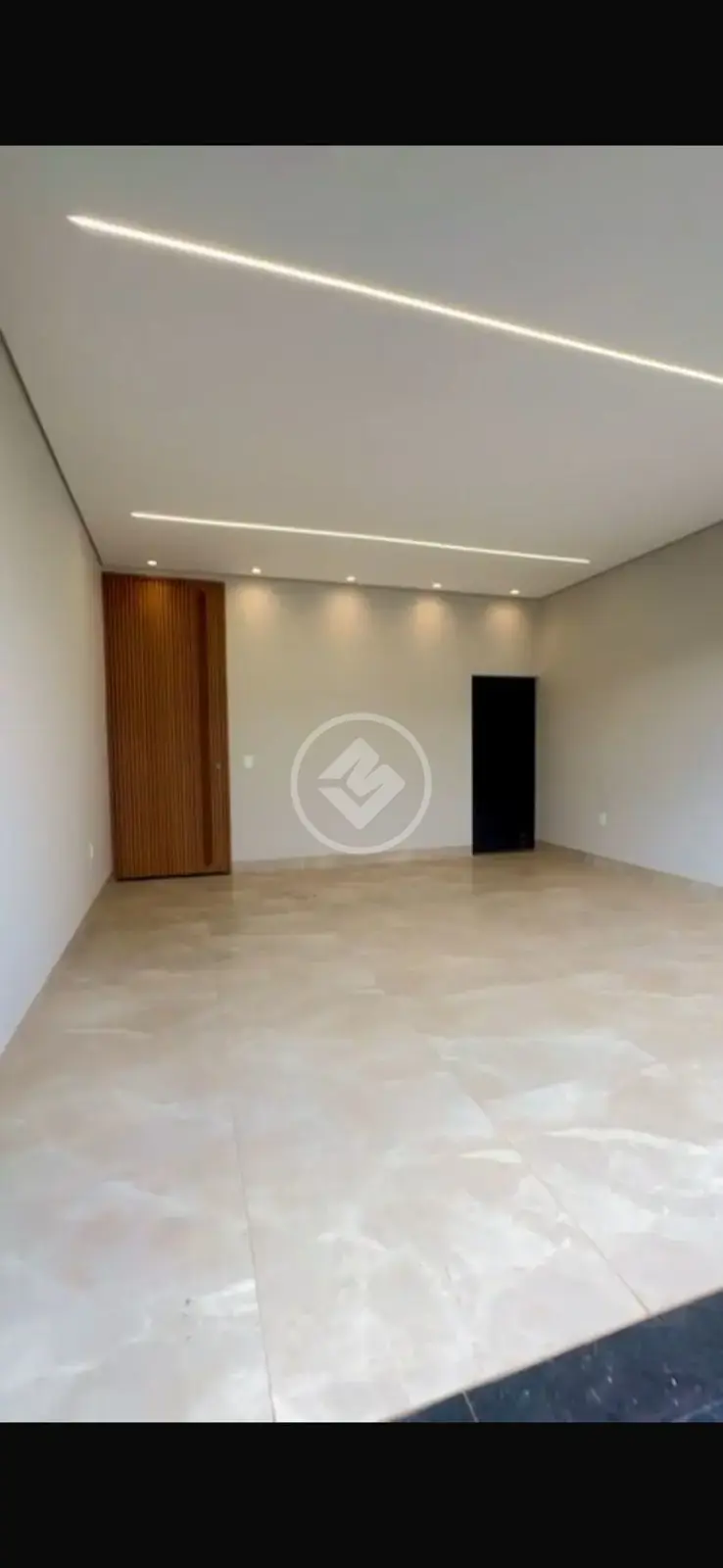 Casa à Venda com 3 Quartos, sendo 3 Suítes - 170m² - Planalto - Uberlândia/MG