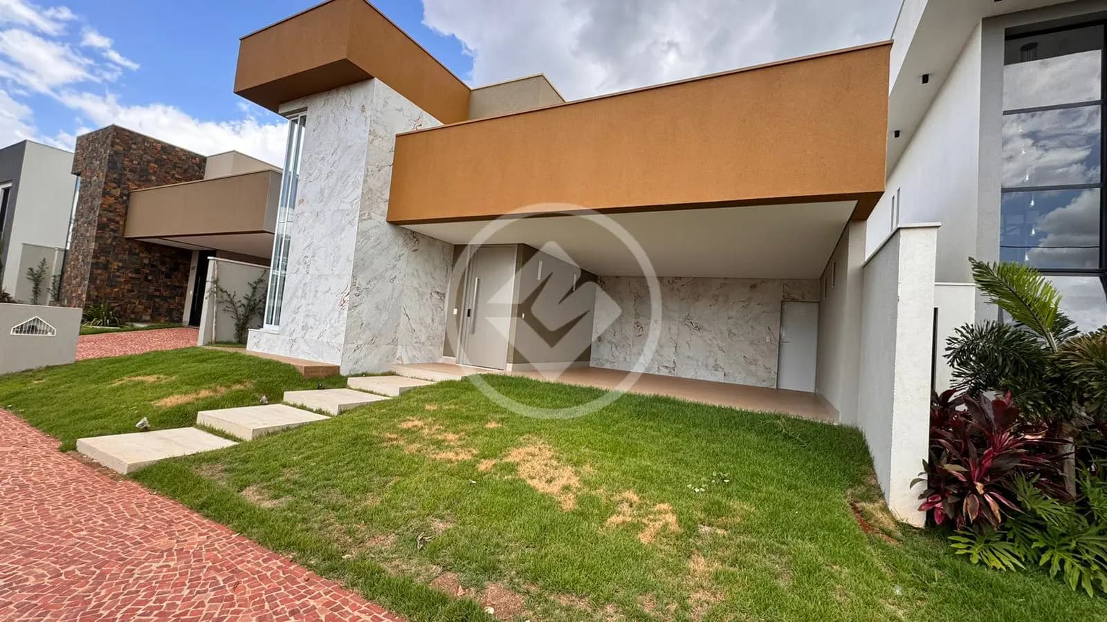 Casa Condomínio Novo Mundo, Uberlândia - MG — foto 2