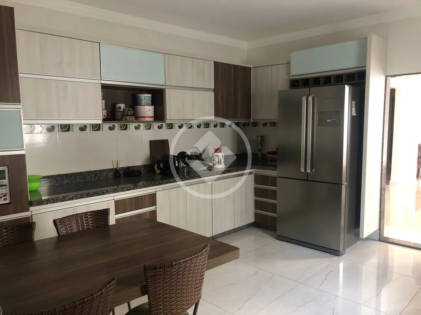 Casa à Venda com 3 Quartos, sendo 1 Suíte - 190m² - Mansour - Uberlândia/MG