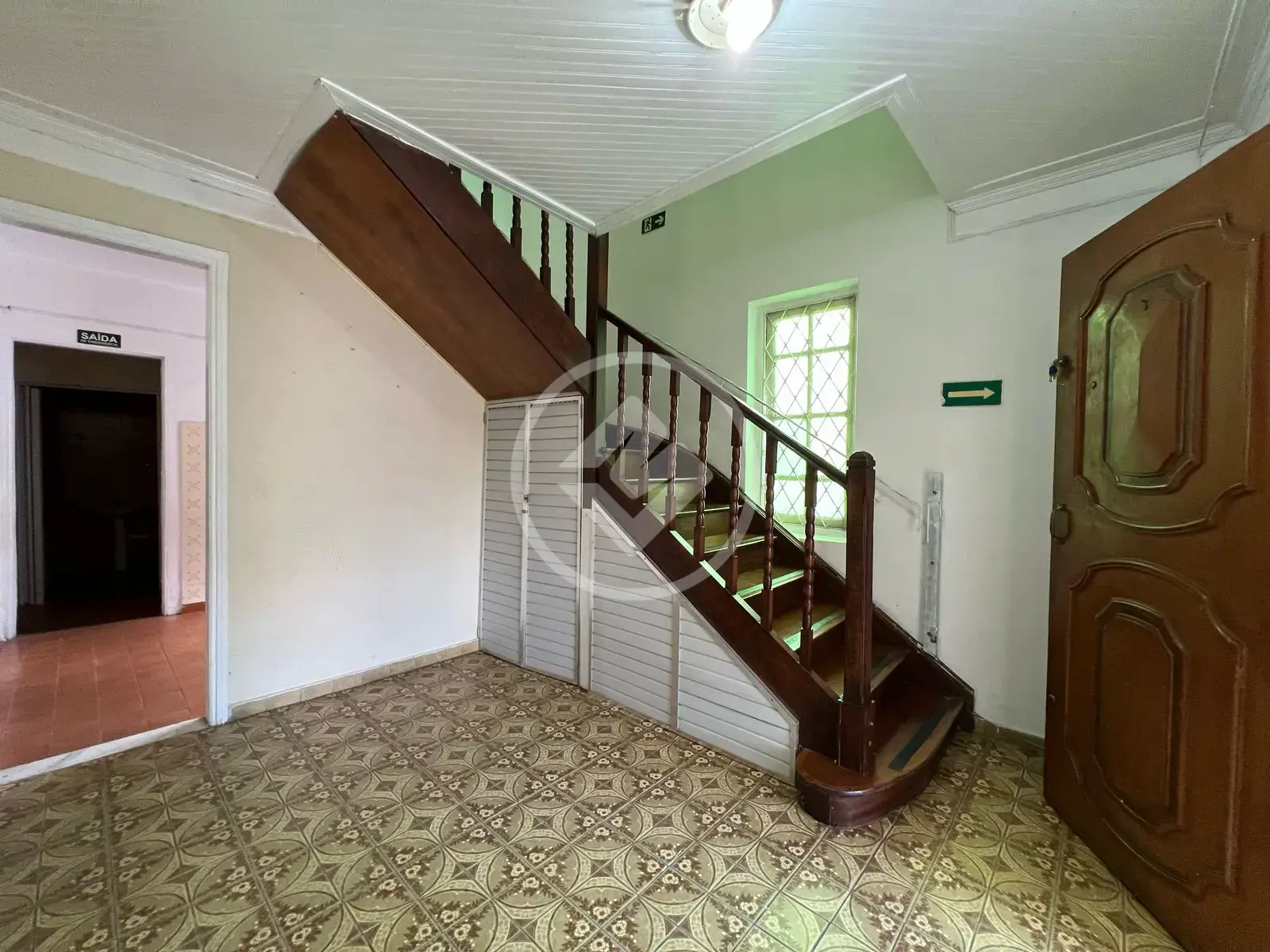 Casa para Locação comercial ou residencial , com 13 quartos, no Bairro Campo Grande Santos SP.