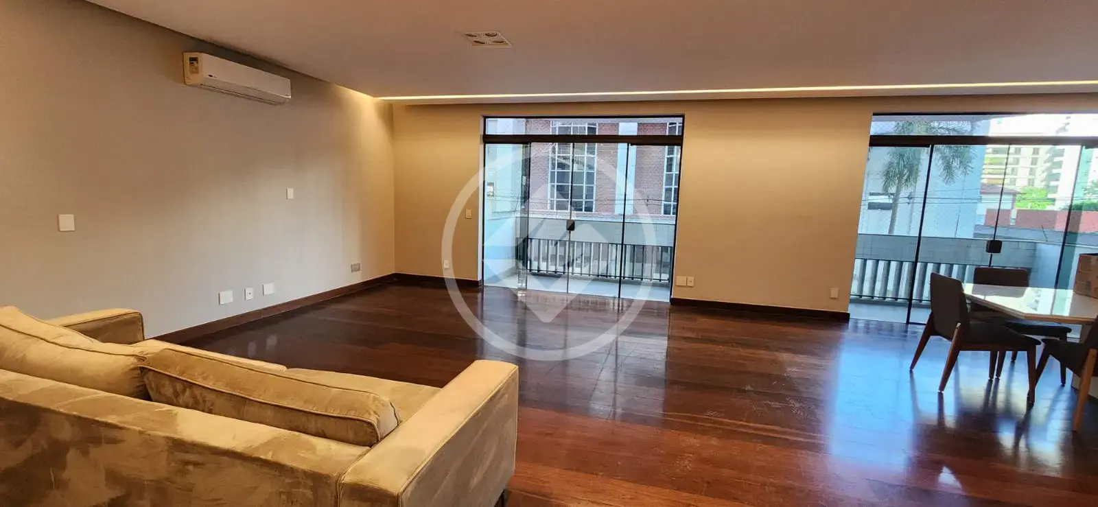 Apartamento - 4 quartos - Boqueirão - Santos