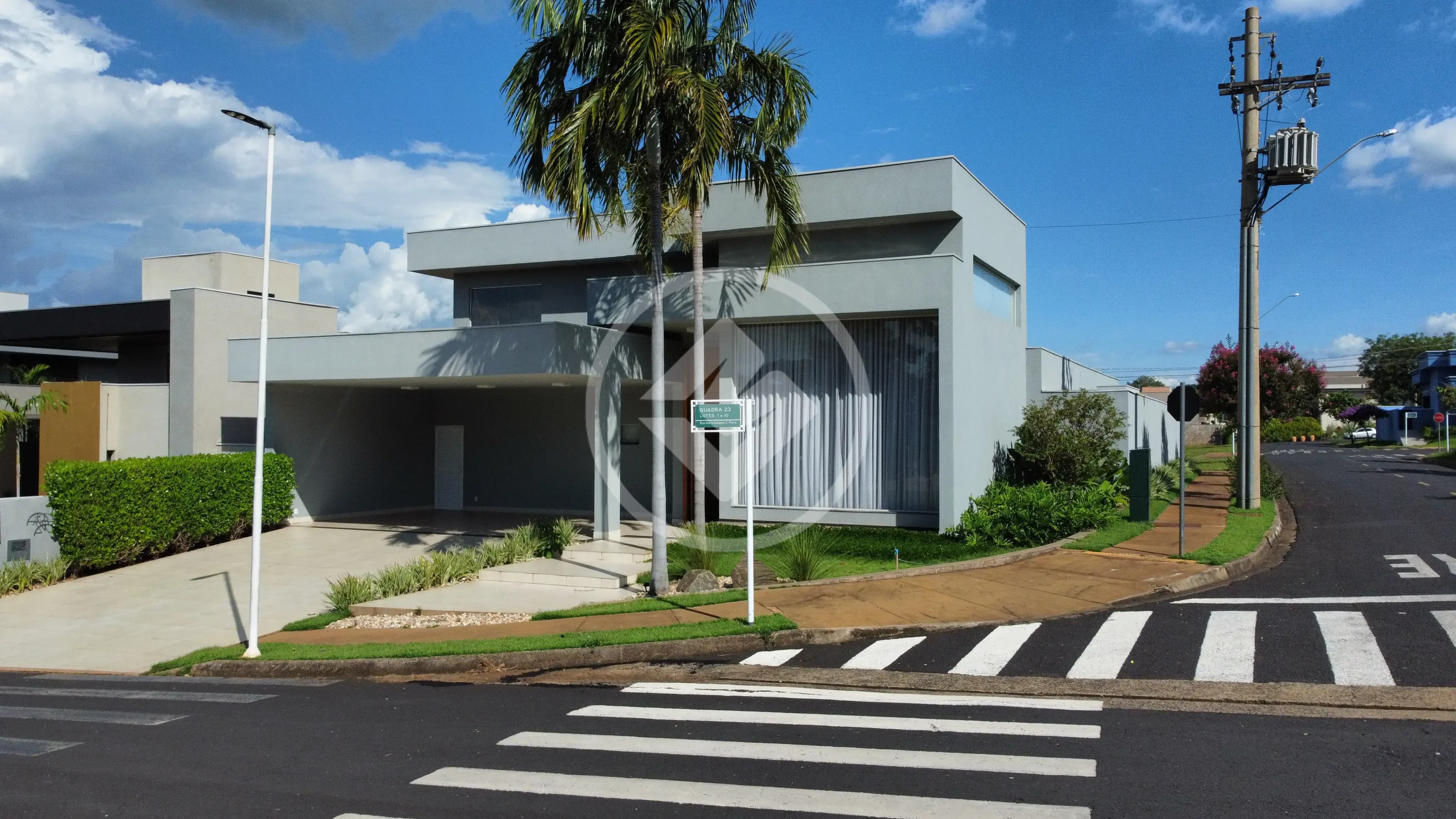 Excelente Casa para Venda Condomínio Buona Vita