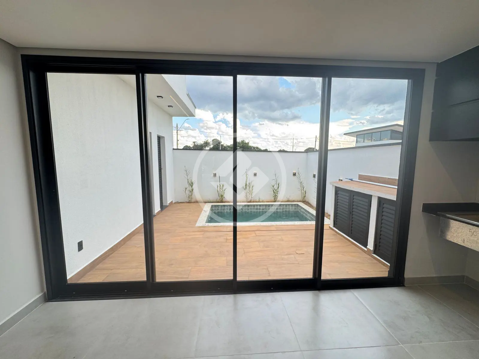 Casa Condomínio 3 quartos no Areão, Taubaté — foto 3 de 6