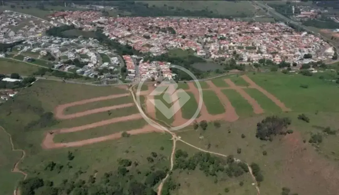 Terreno Jardins da Mantiqueira em Caçapava, 140,00 m2 Excelente valorização, a 500 mts da Dutra R$ 130.000,00