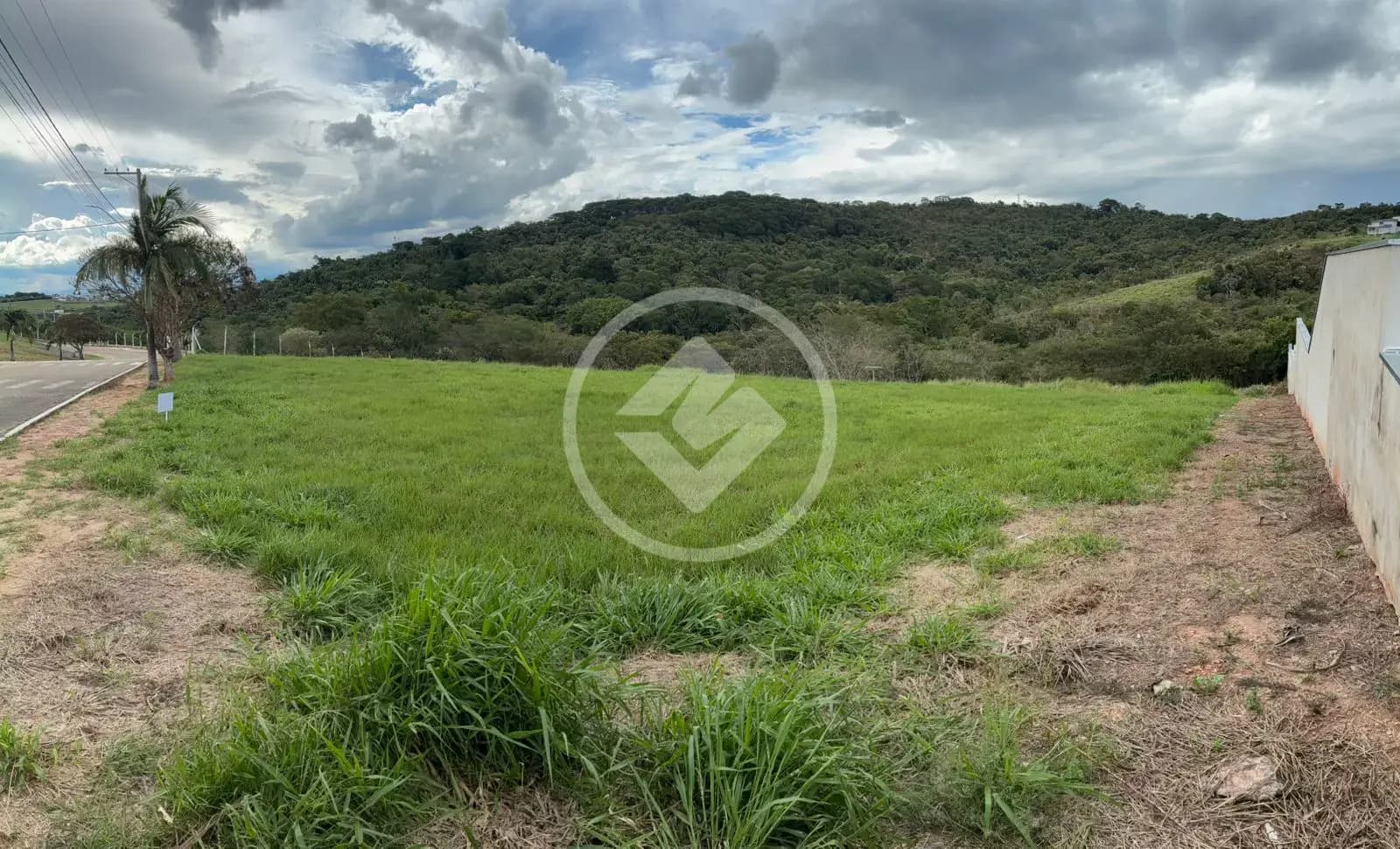 📐 TERRENOS DE 1.200 m² CADA – VALOR DE OCASIÃO