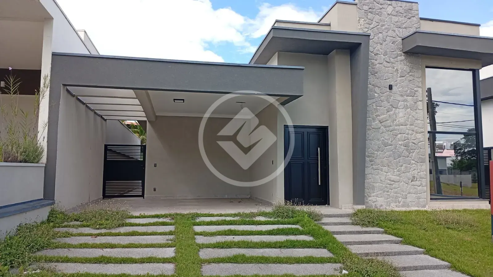 Casa 3 suíte e área gourmet no Terras do Vale em Caçapava-SP - Aceita Permuta- 3 Suítes 1.200.000,00.