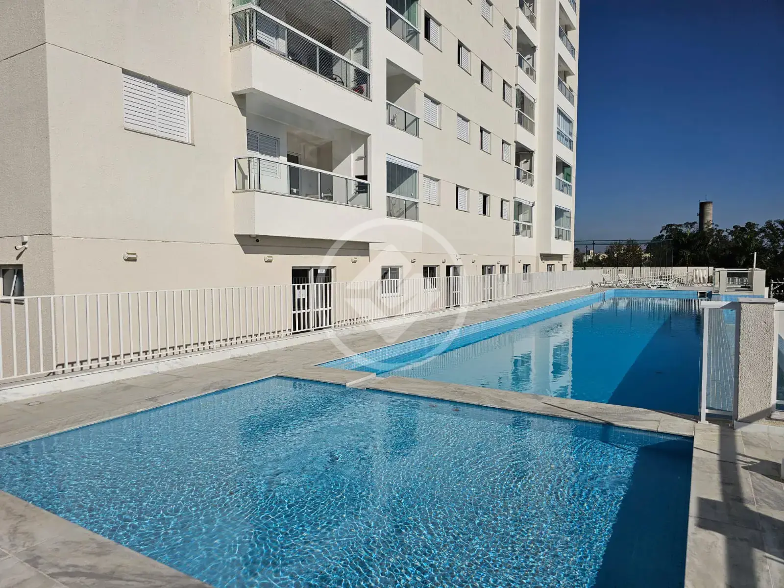 Apartamento 3 dorms à Venda em Jacareí no Jardim California, Condominío Verano Home Resort - R$ 600.000,00