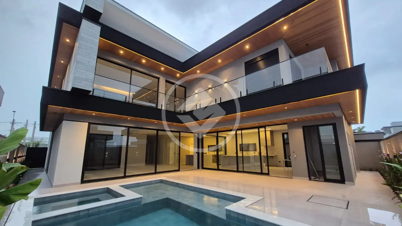 Casa Condomínio Centro, São José dos Campos - SP — foto 1