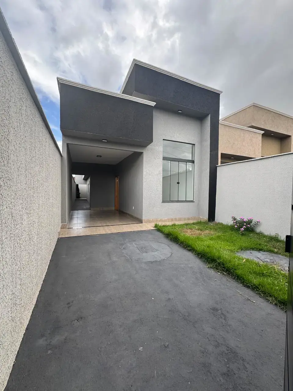 Casa Jardim Tropical, Aparecida de Goiânia - GO — foto 1
