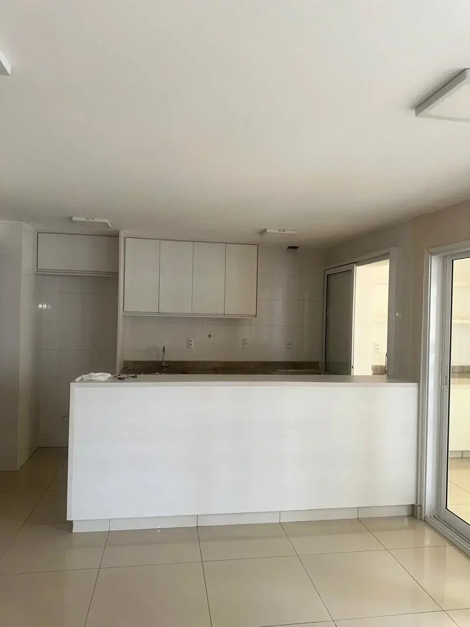 Apartamento 3 quartos no Jardim Goiás, Goiânia — foto 4 de 6