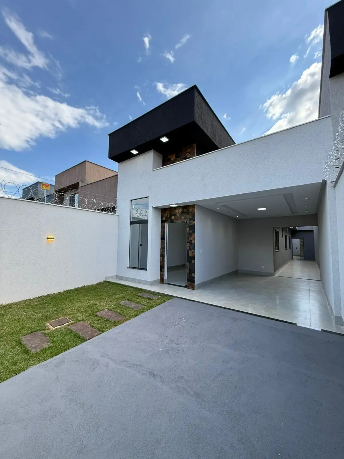 Casa Jardim Boa Esperança, Aparecida de Goiânia - GO — foto 1