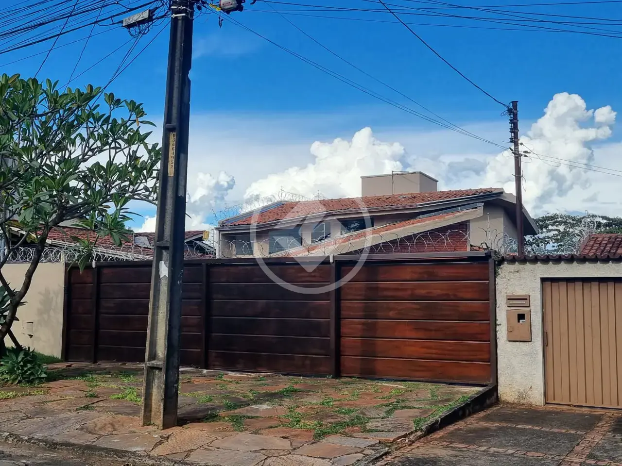 Sobrado 4 quartos no Setor Jao, Goiânia — foto 2 de 6