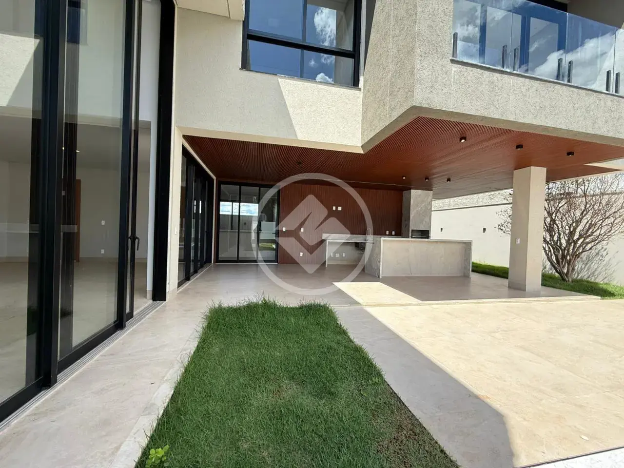 Sobrado Em Condomínio 5 quartos no Jardins França, Goiânia — foto 3 de 6