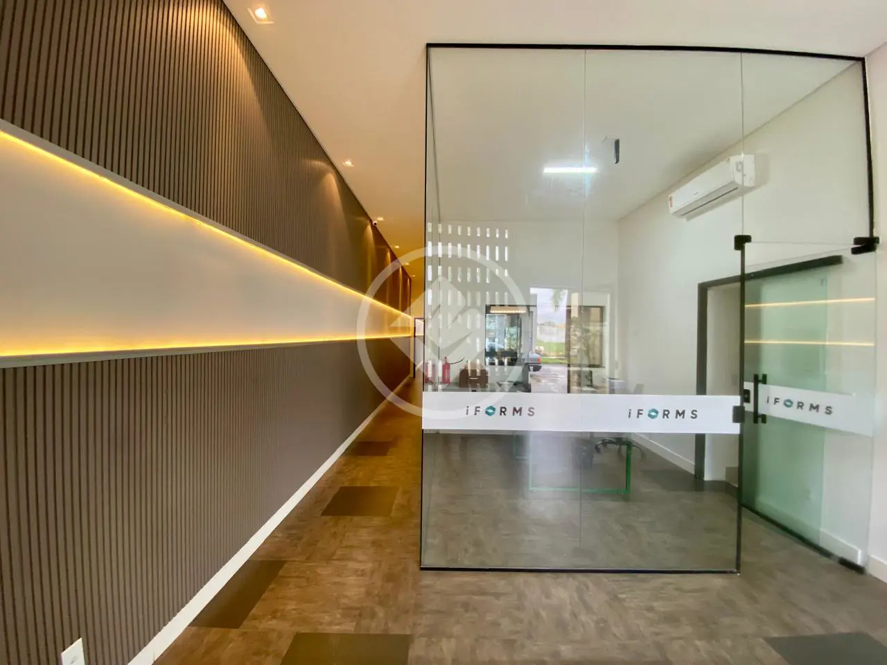PRÉDIO COMERCIAL COM 420M² E 4 GRANDES SALAS JARDIM ITÁLIA SINOP-MT