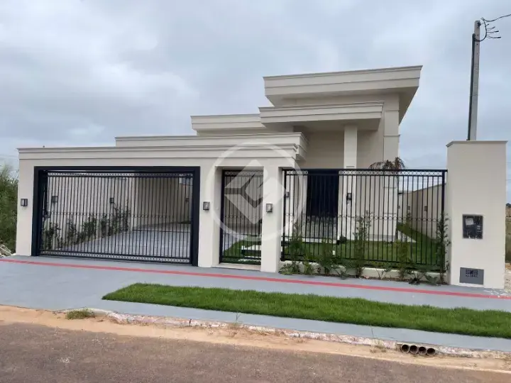LINDA CASA A VENDA NO RESIDENCIAL PARIS