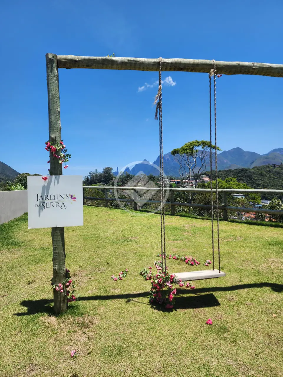 Terreno em condomínio a venda na cidade de Teresópolis