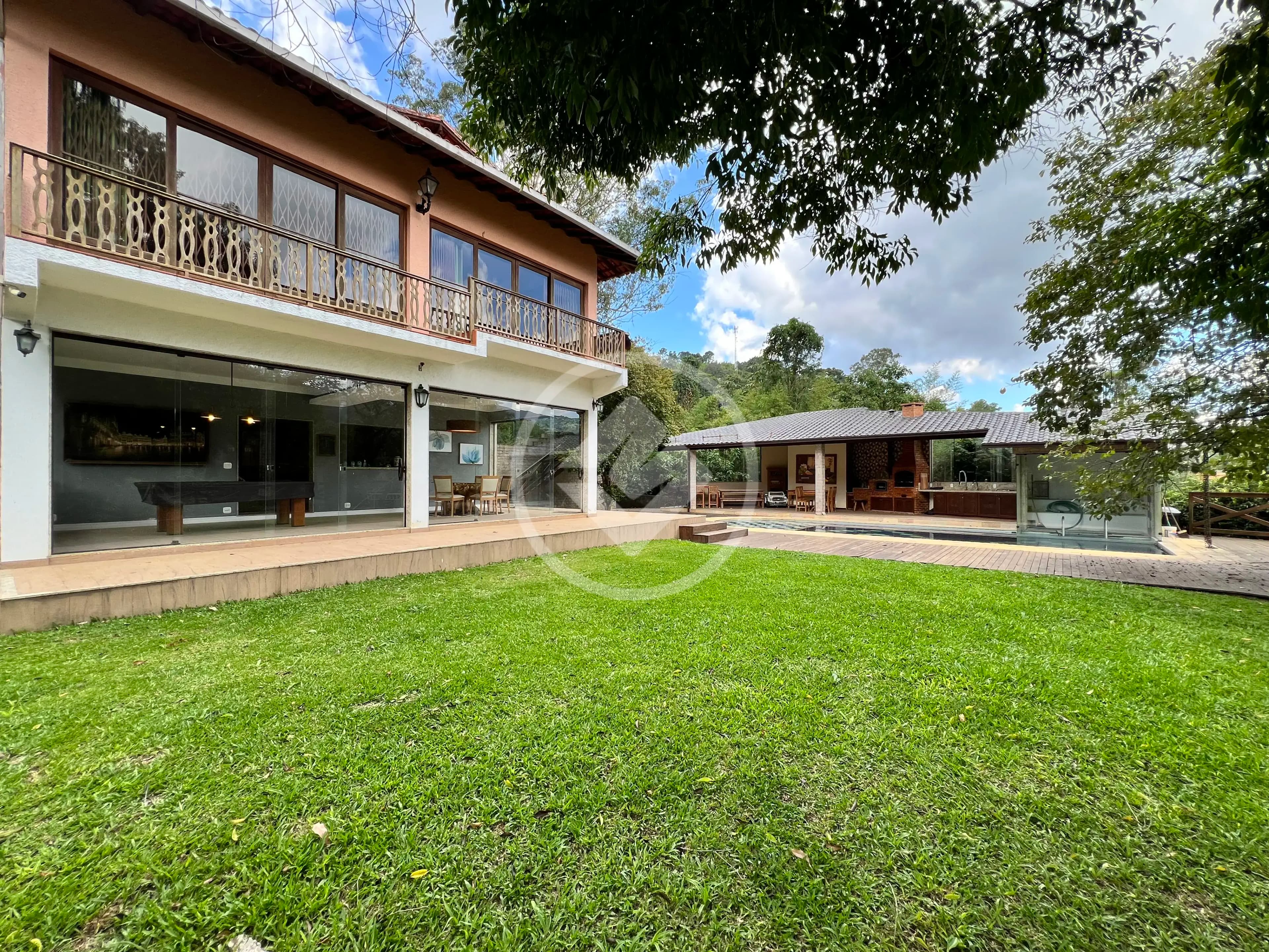 Casa à venda com 5 quartos, R$ 1.730.000,00 - Parque do Imbuí - Teresópolis/RJ