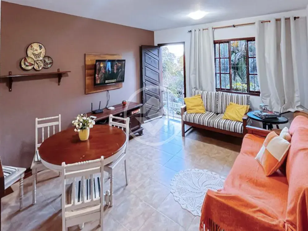 Casa Condomínio 3 quartos no Iucas, Teresópolis — foto 2 de 6