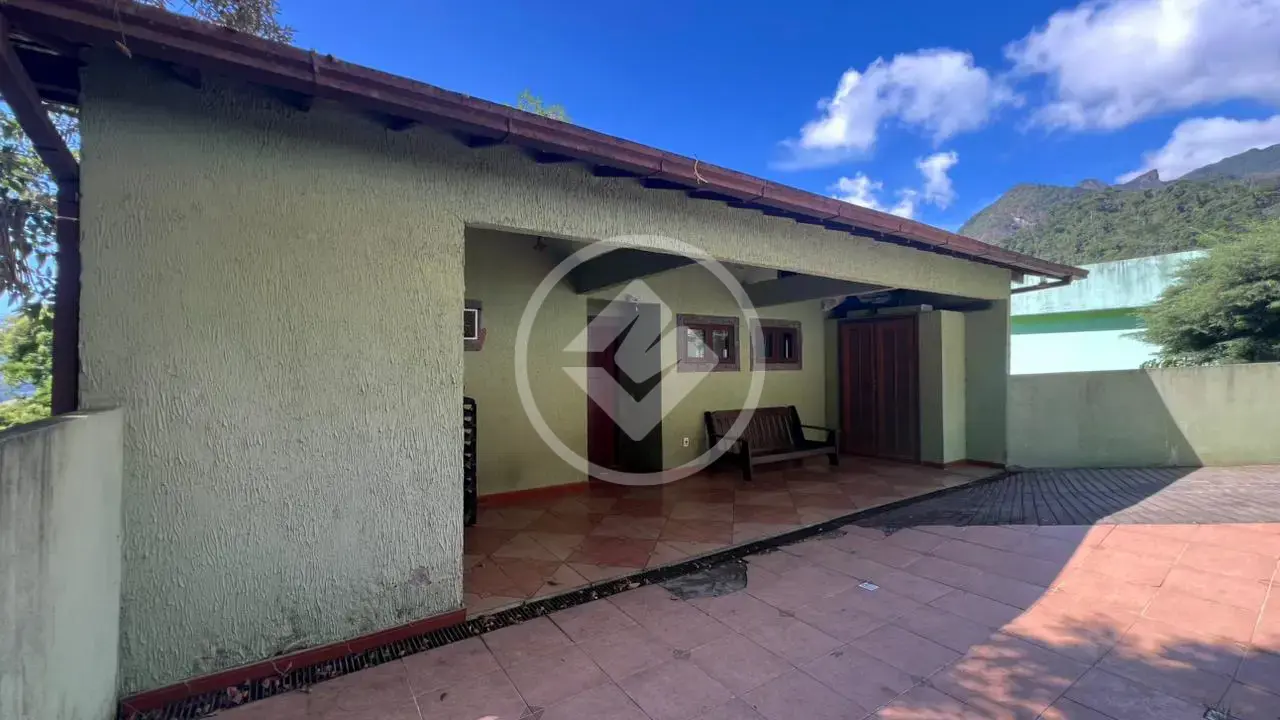 Casa com 2 quartos no Parque Ingá, Teresópolis RJ