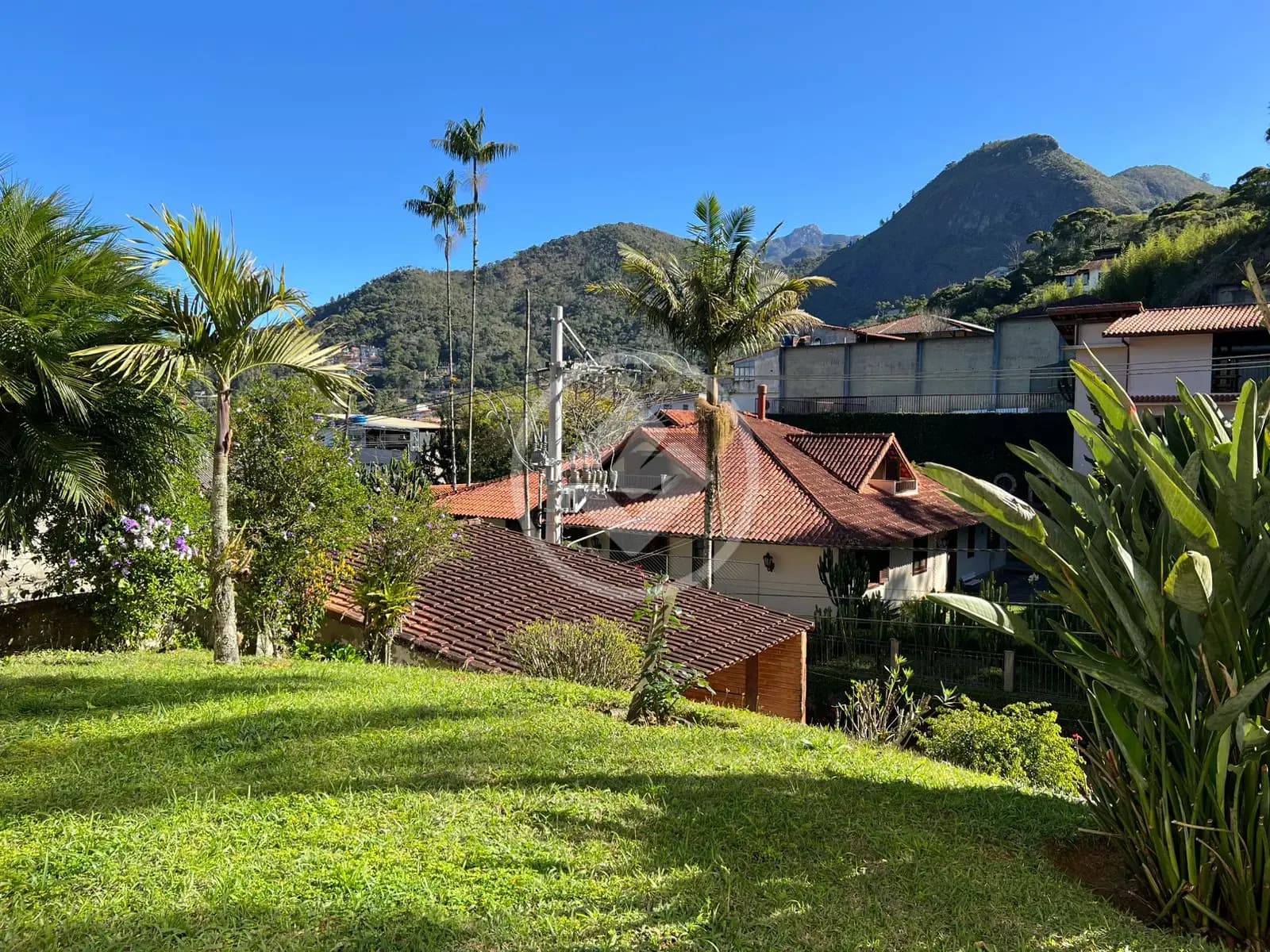 Casa de 3 quartos com vista indevassável a 5 minutos de Agriões