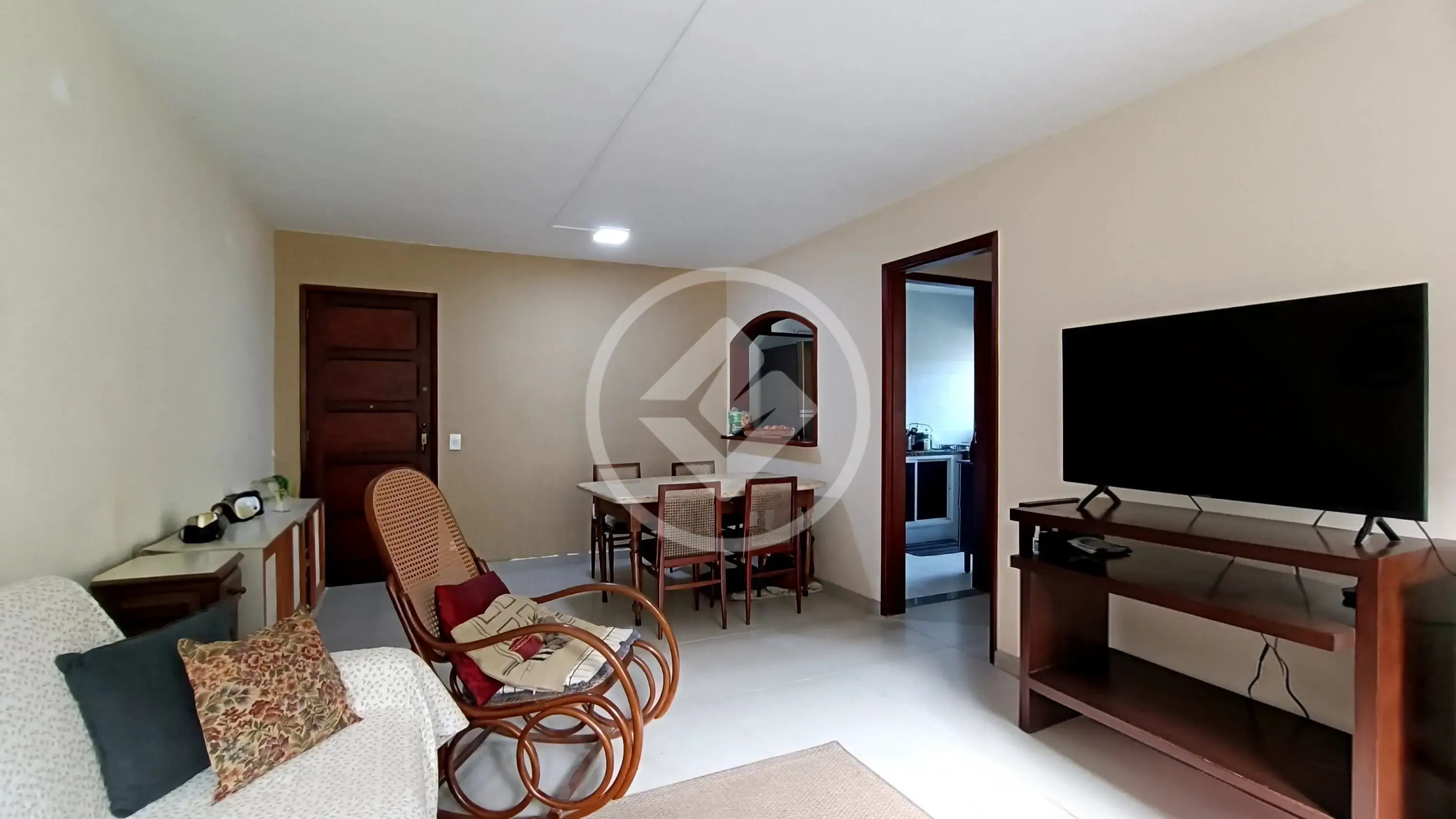 Apartamento amplo de 1 quarto com 48,10 m² à venda por 285.000,00 no bairro Cascata Guarani, Teresópolis / RJ
