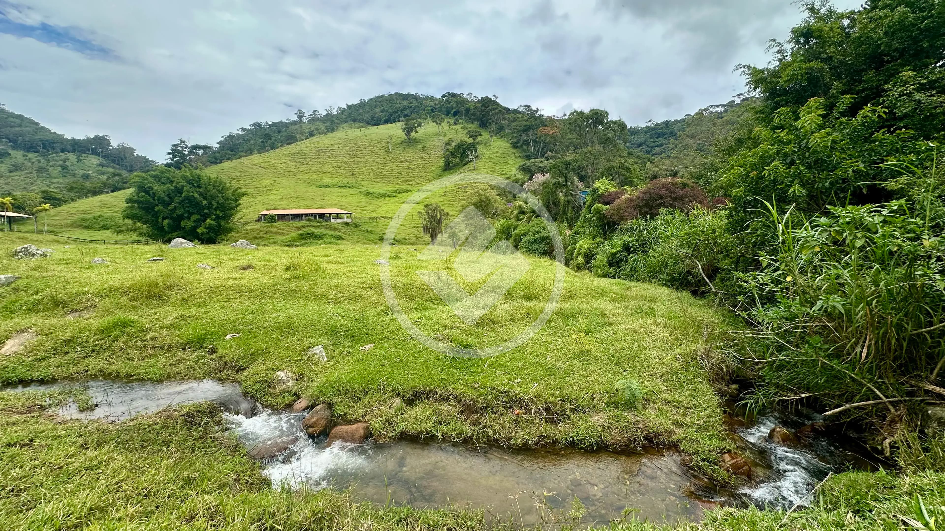 Sítio 3 quartos no Córrego das Pedras, Teresópolis — foto 3 de 6