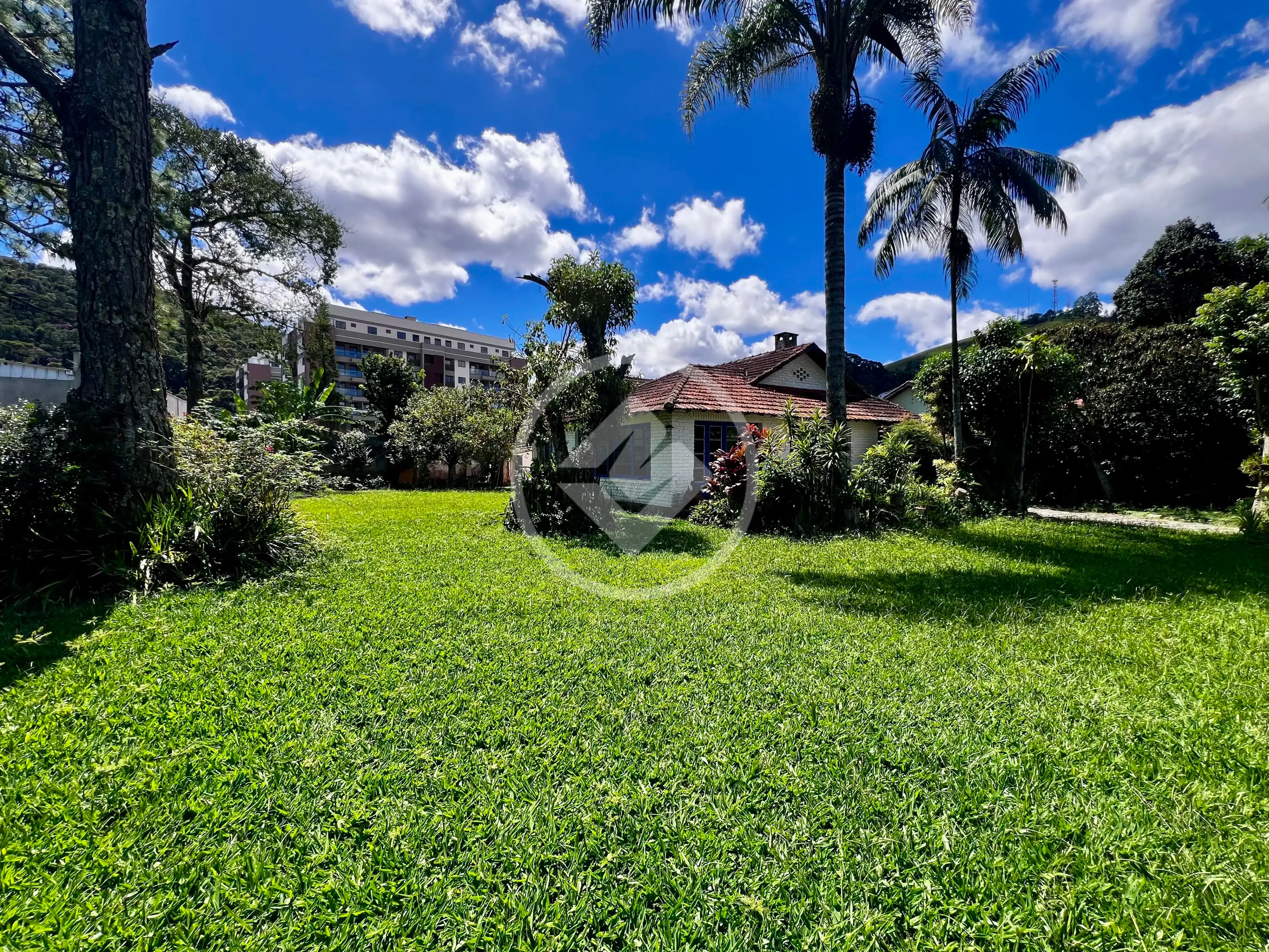 Casa Comercial Várzea, Teresópolis - RJ — foto 1