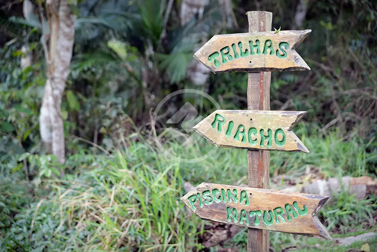 Terreno em condomínio inspirado no Jardins de Monet, lotes de até 998 metros, Quebra Frascos, Teresópolis/RJ