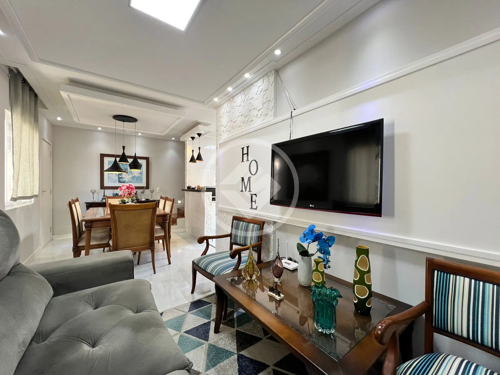 Casa com 2 quartos e 110m² à venda por R$430.000 - Parque do Imbuí - Teresópolis - RJ
