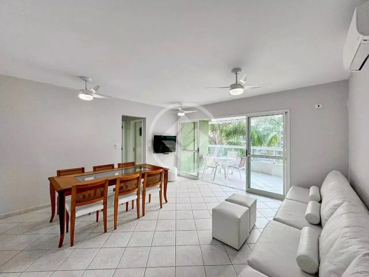 Apartamento com 2 dormitórios no Módulo 02