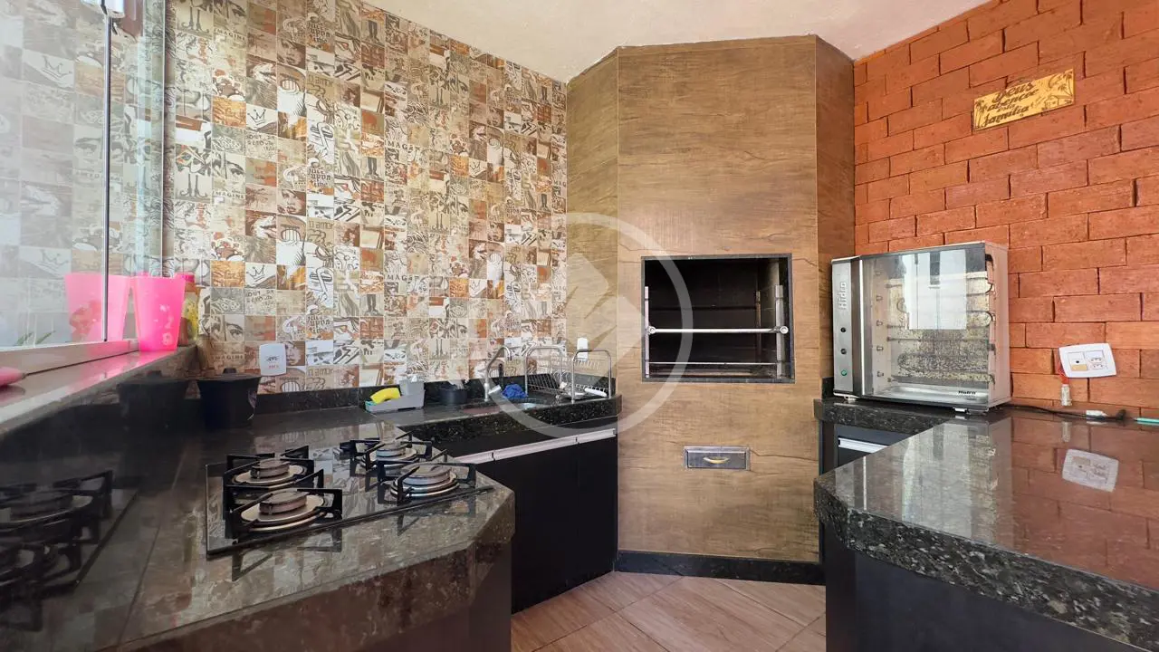 Casa Laranjeiras, Uberlândia - MG — foto 1