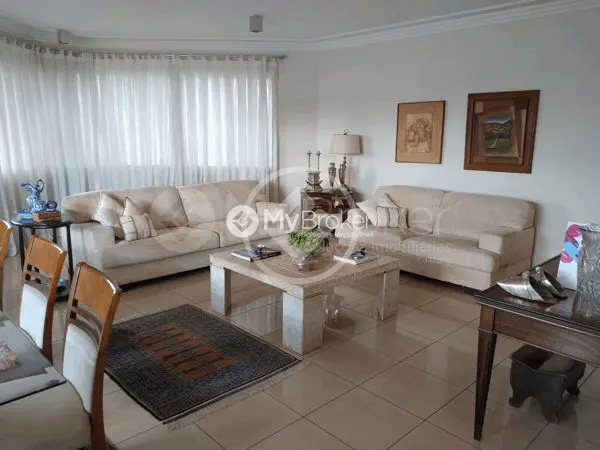Cobertura à venda com 4 quartos, sendo 2 suíte - 280 m² - Morada da Colina - Uberlândia/MG