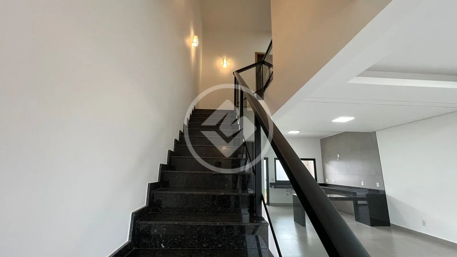 Sobrado 3 quartos no Novo Mundo, Uberlândia — foto 5 de 6