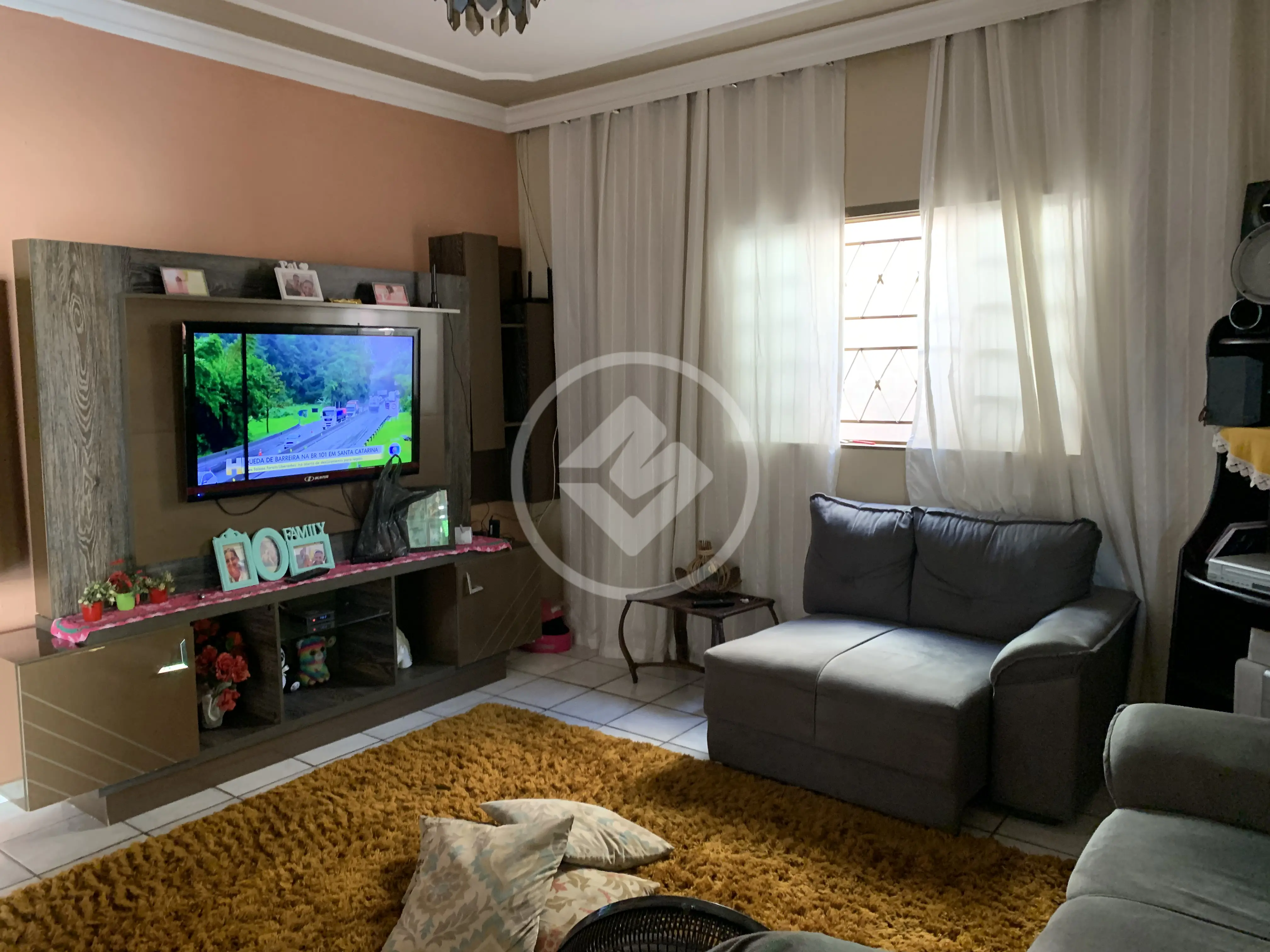 Casa à venda com 2 quartos, sendo 1 suíte – 140 m²- Mansour - Uberlândia/MG