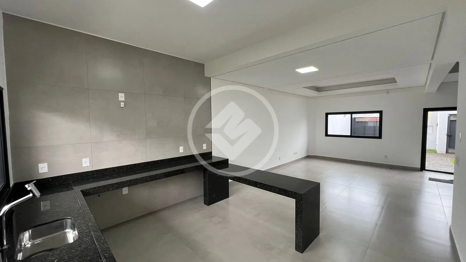 Sobrado 3 quartos no Novo Mundo, Uberlândia — foto 3 de 6