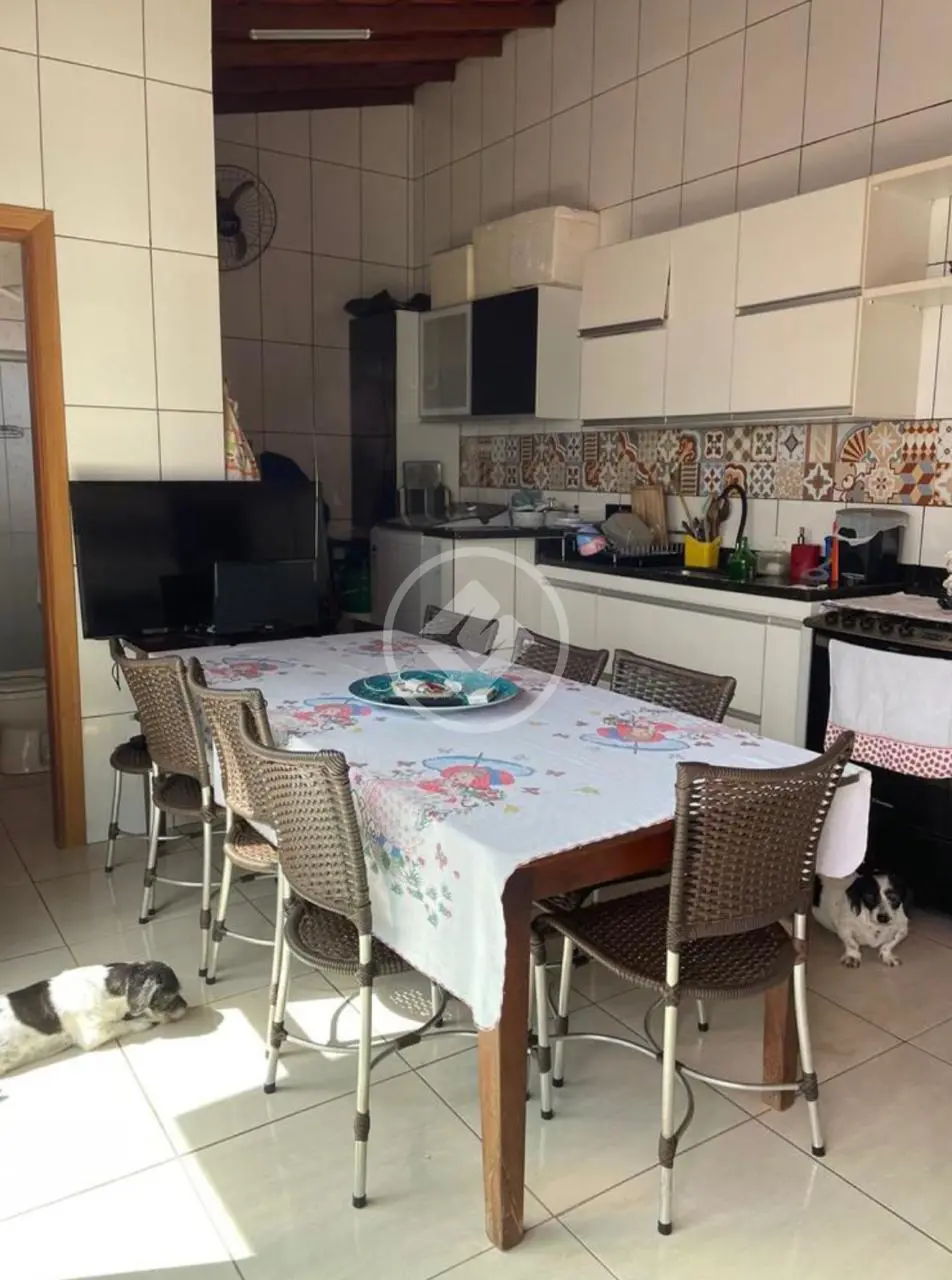 Casa 4 quartos no Taiaman, Uberlândia — foto 4 de 6