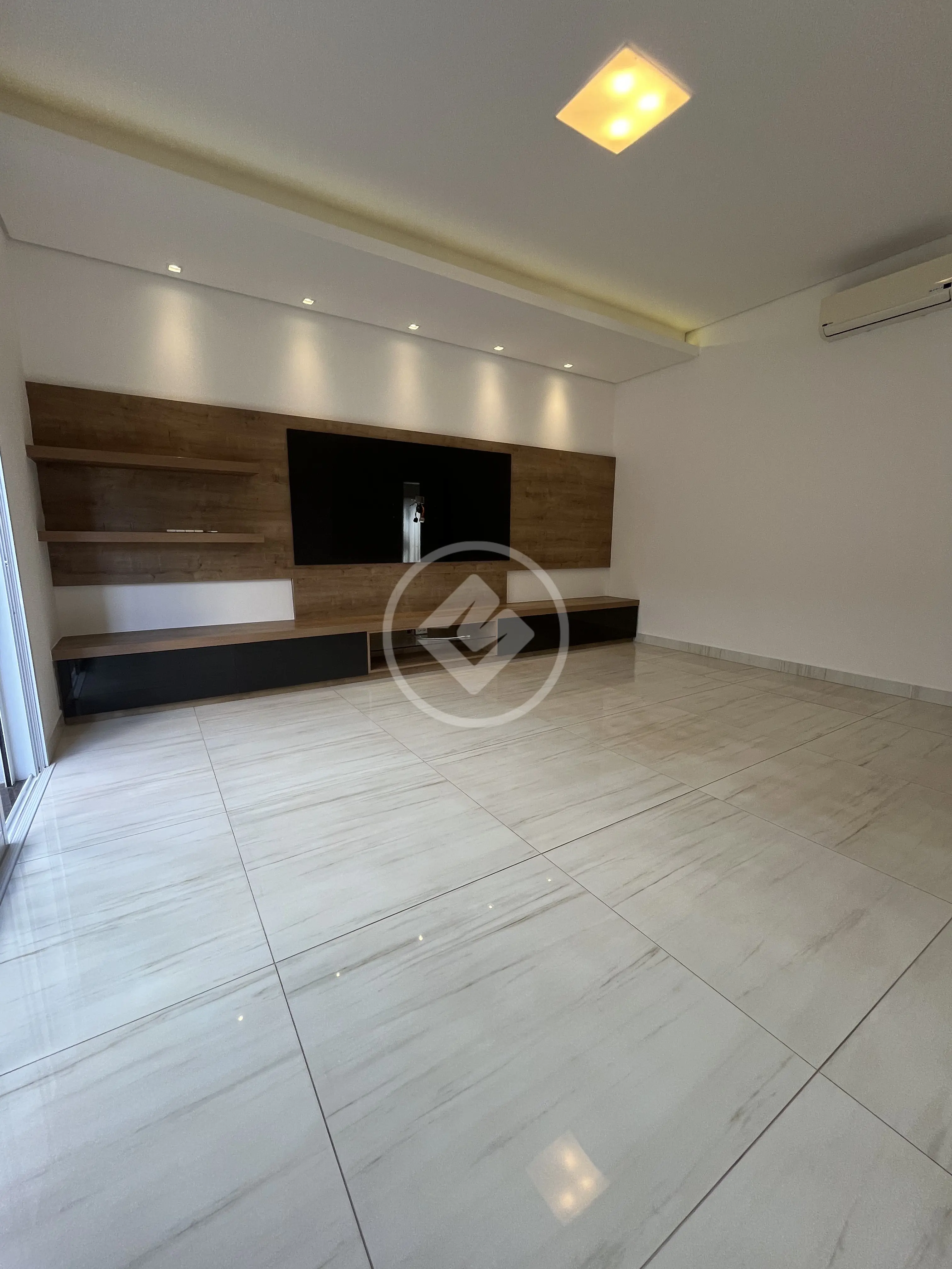 Sobrado Em Condomínio 4 quartos no Nova Uberlândia, Uberlândia — foto 3 de 6