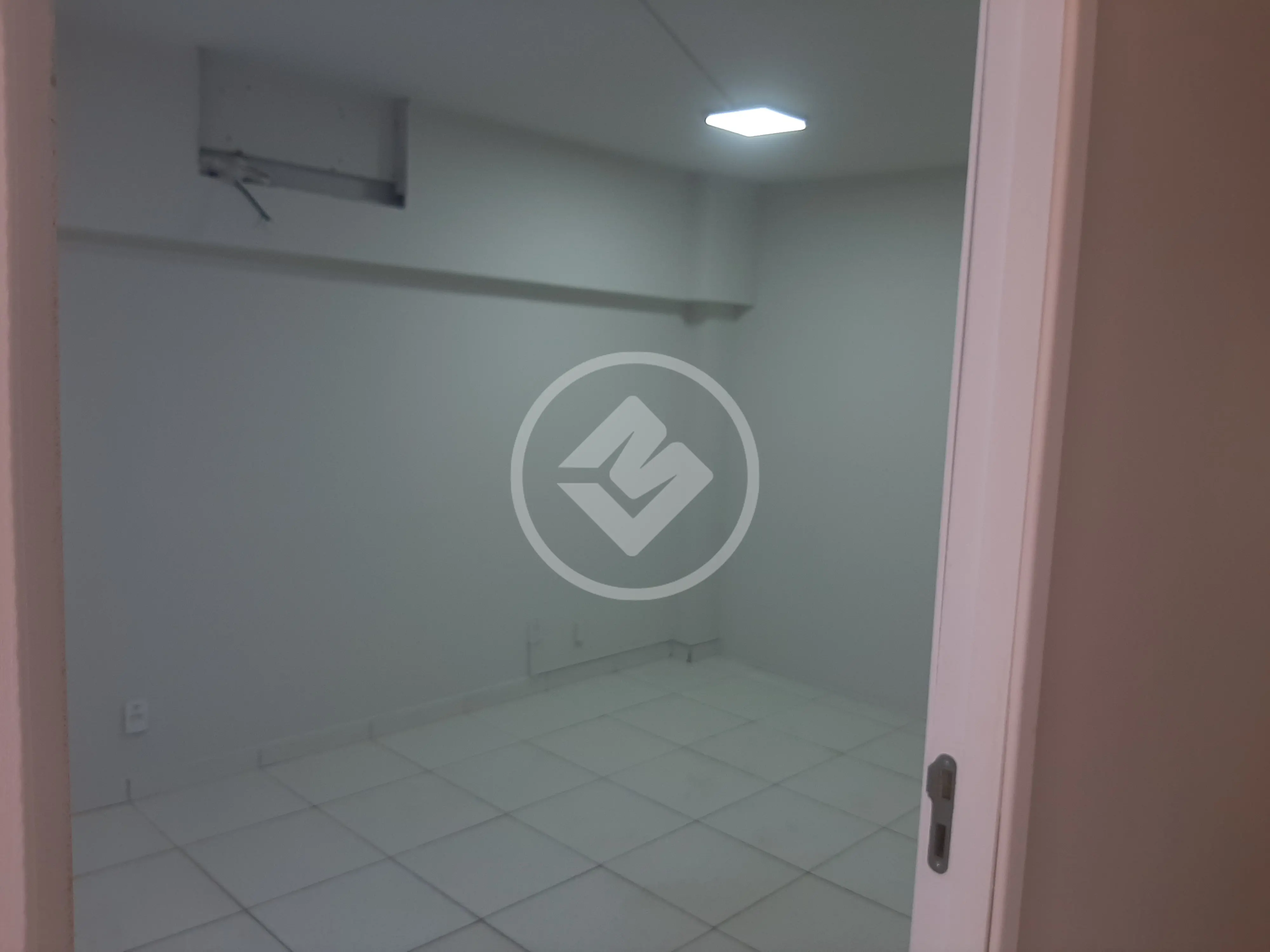 Sala Comercial no Santa Mônica, Uberlândia — foto 3 de 6