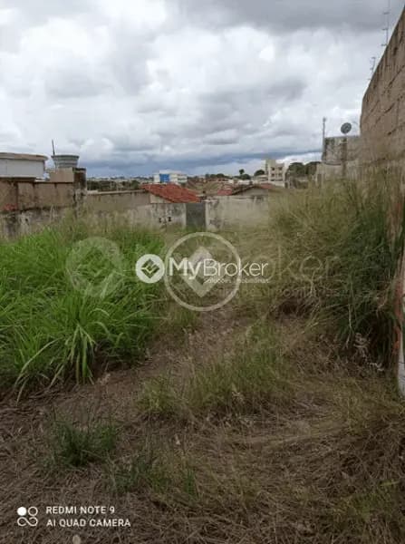 Terreno no FUNDINHO, Uberlândia — foto 2 de 2