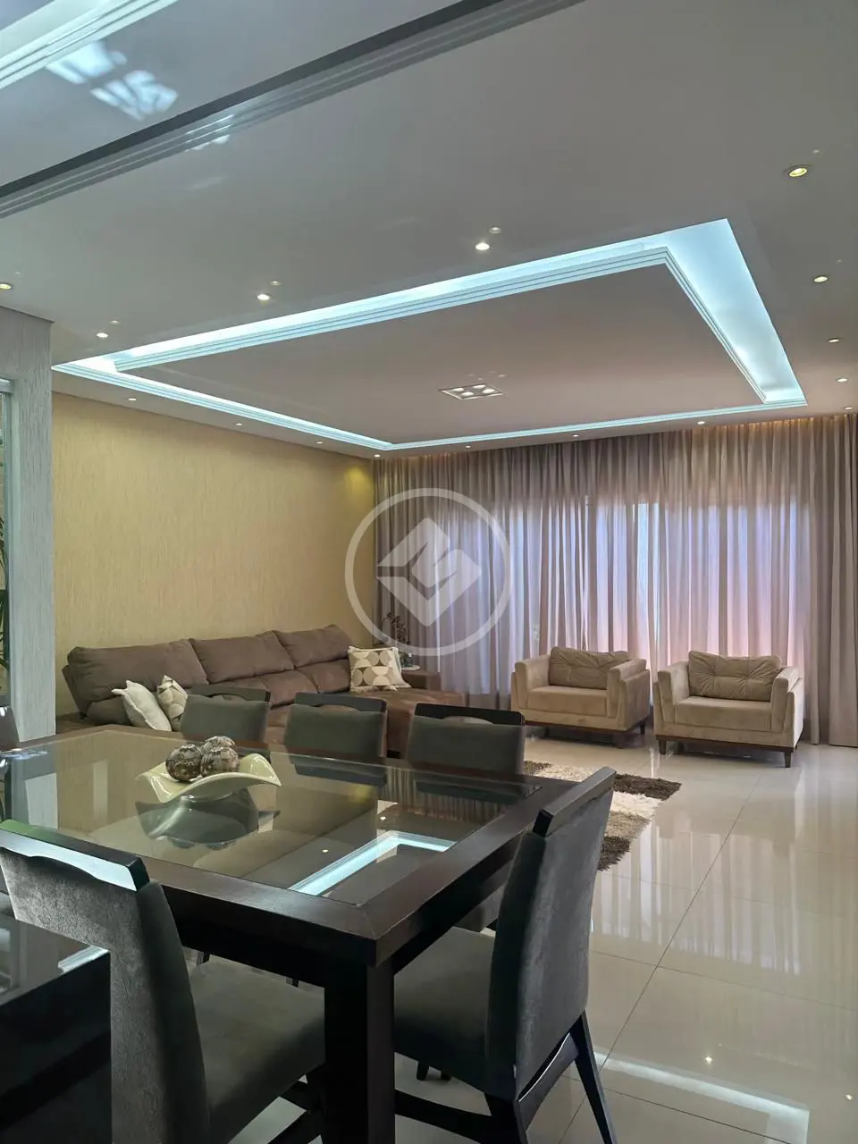 Casa Jardim Inconfidência, Uberlândia - MG — foto 1