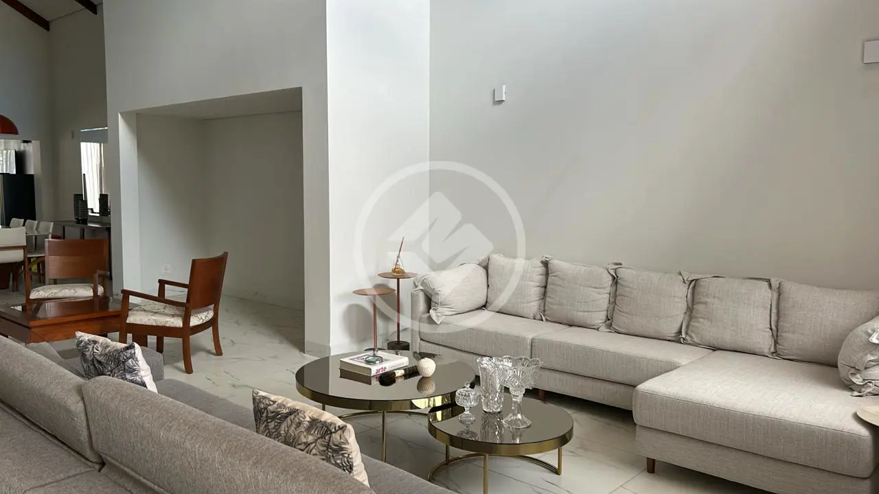 Sobrado 3 quartos no Jardim Colina, Uberlândia — foto 3 de 6