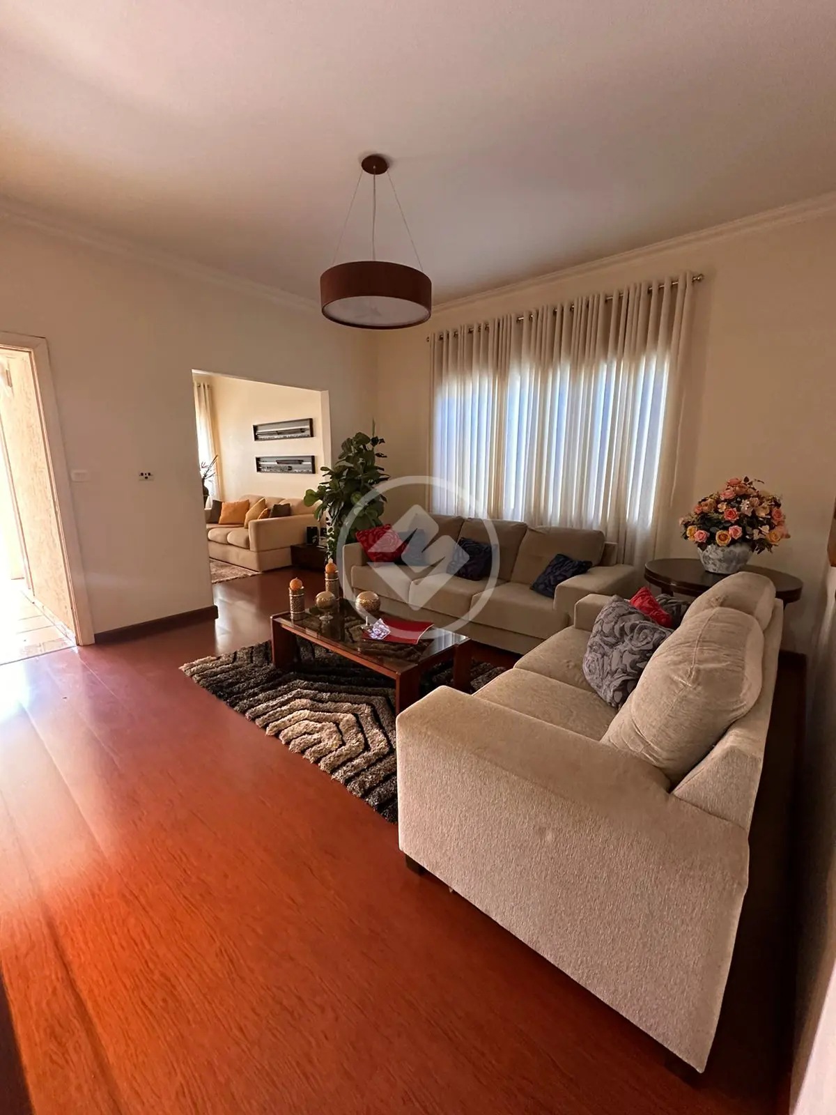 Casa 6 quartos no BRASIL, Uberlândia — foto 3 de 6